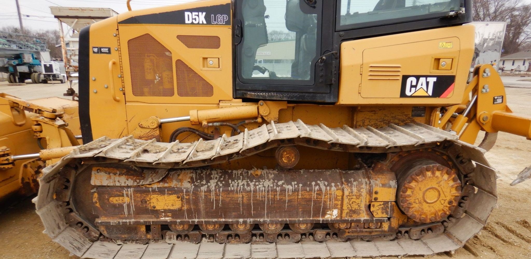gallery 2011 Caterpillar D5K LGP dozer