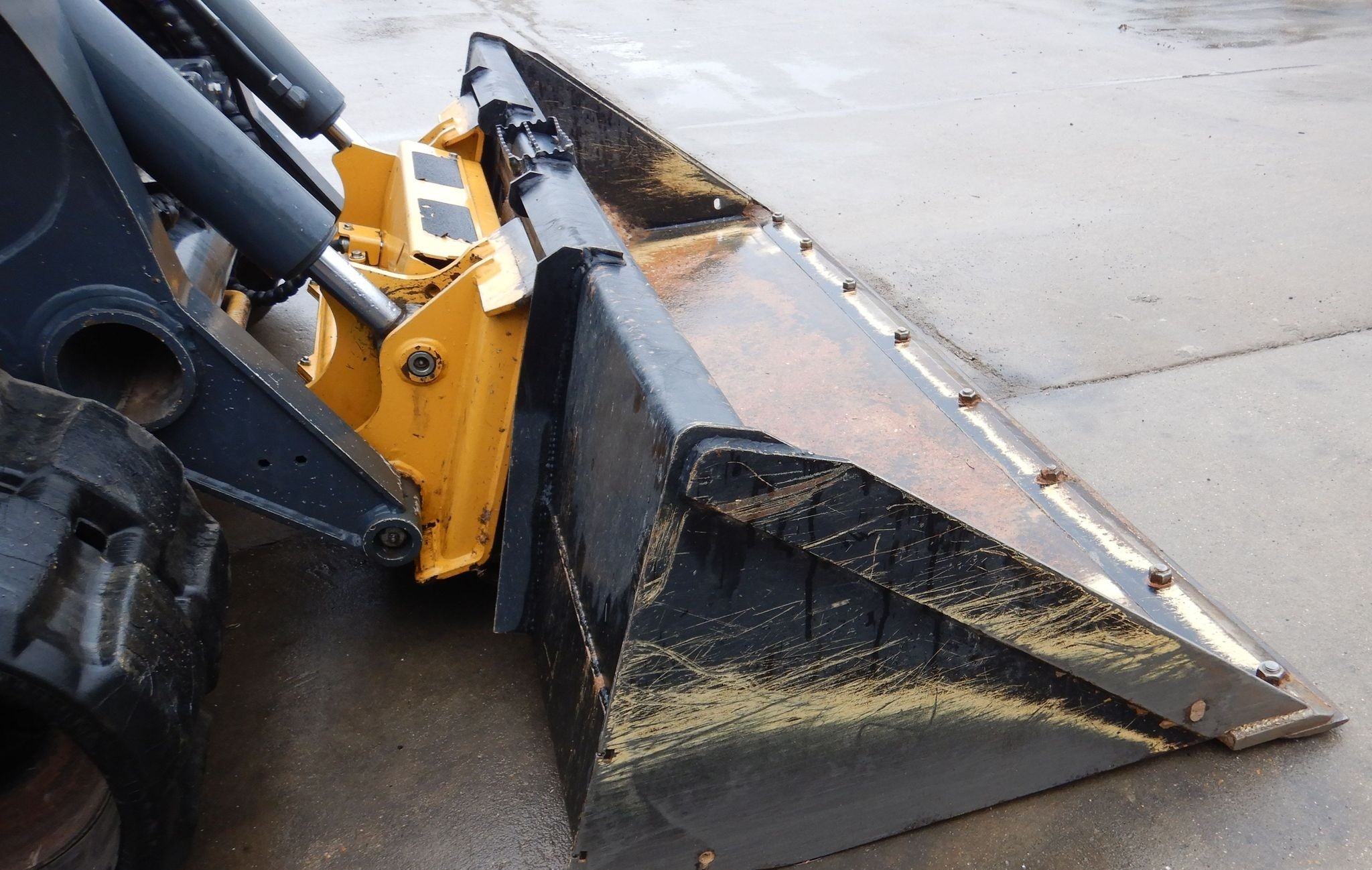 gallery 2021 John Deere 333G tracked skid steer loader