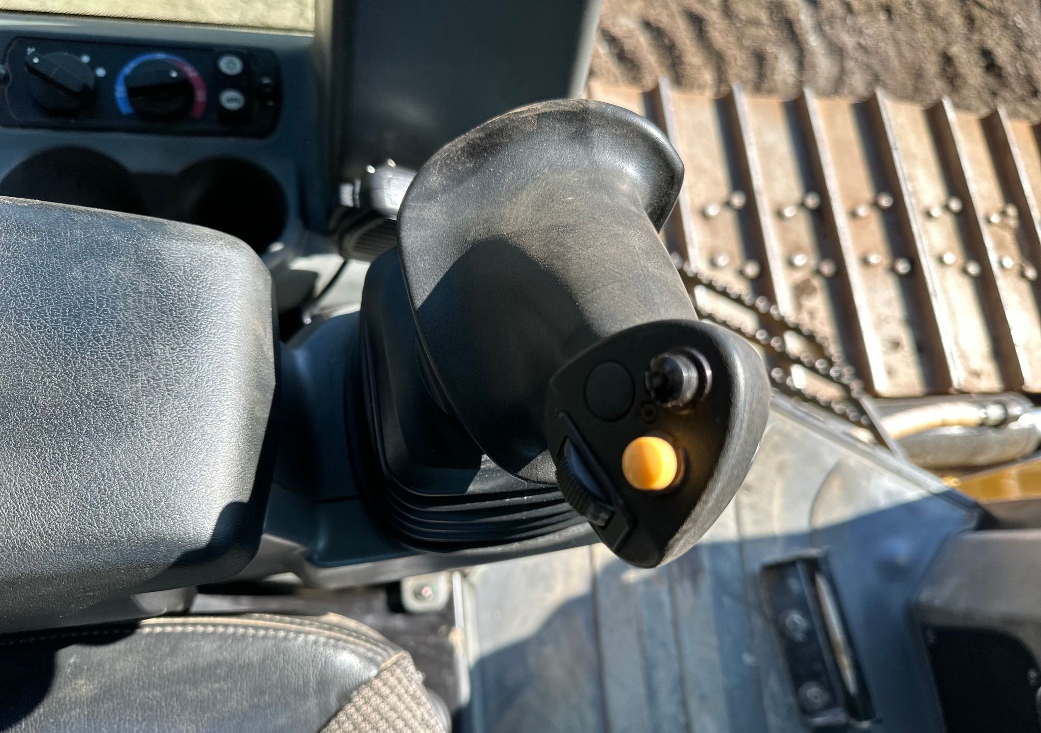 gallery 2016 Caterpillar D6K2 LGP dozer