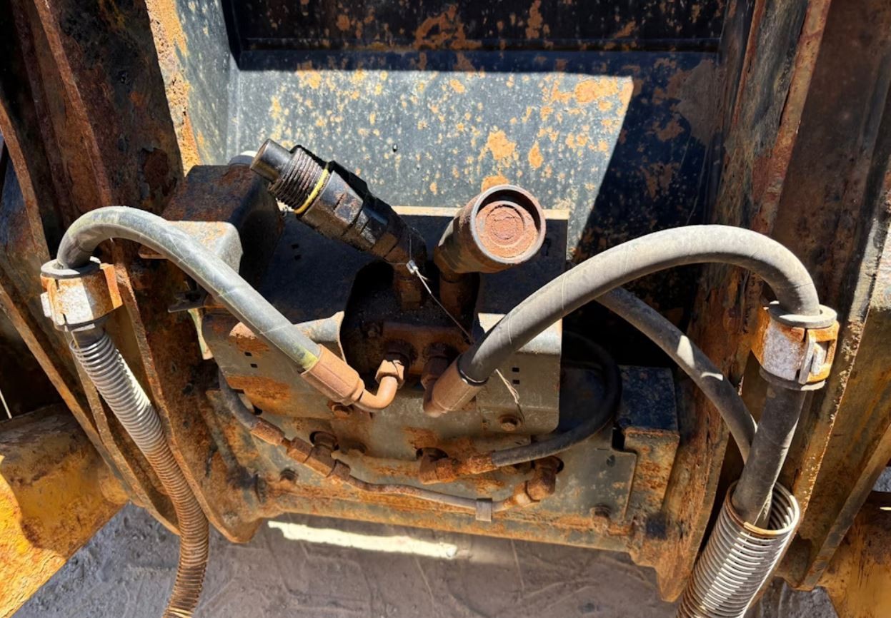 gallery 2016 Caterpillar 420F2 IT 4WD Backhoe