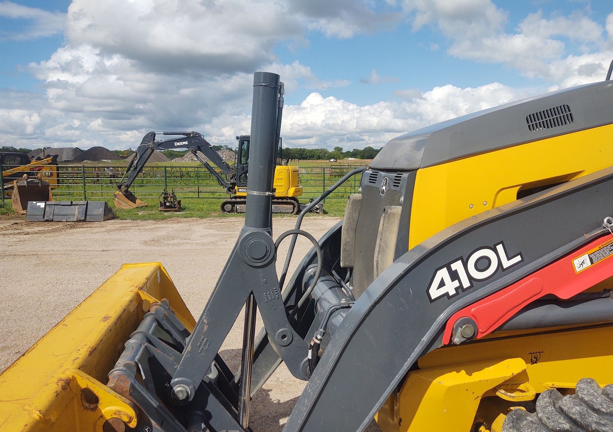 gallery 2018 John Deere 410L backhoe