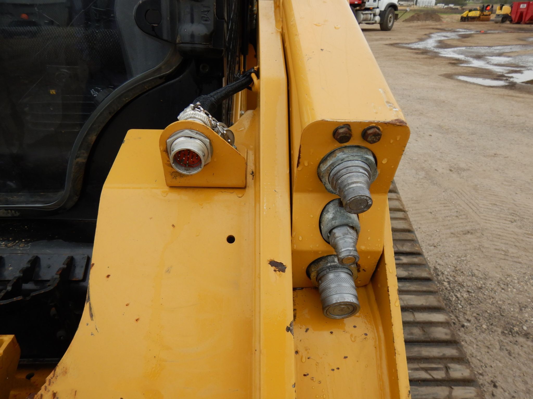 gallery 2019 Caterpillar 279D3  tracked skid steer loader
