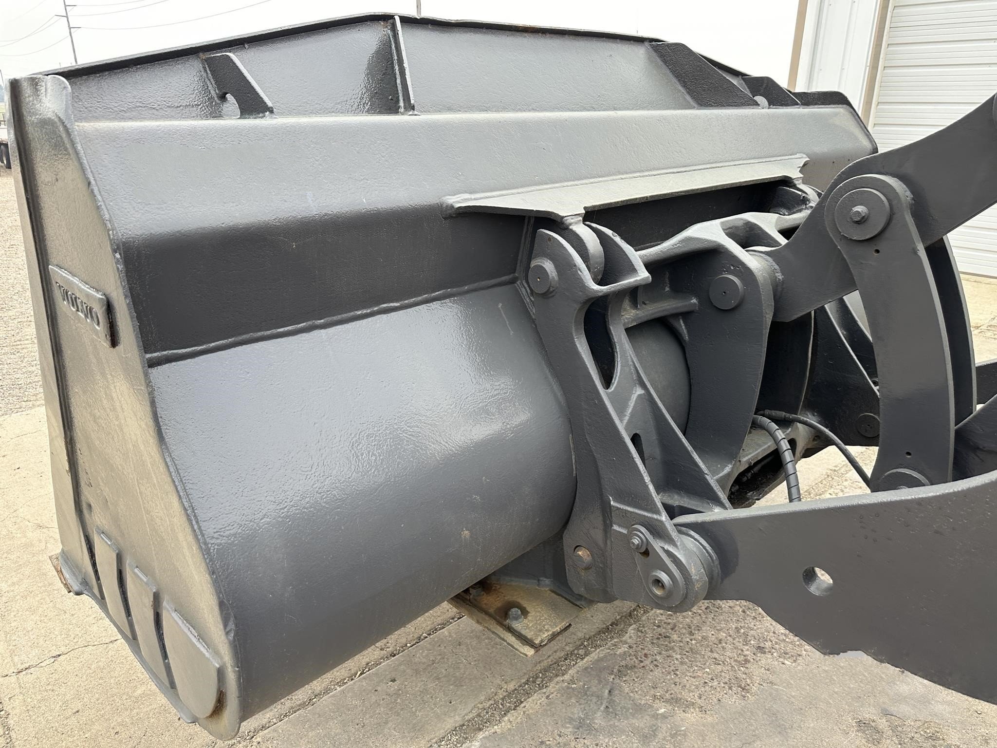 gallery 2017 VOLVO L70H Wheel Loader