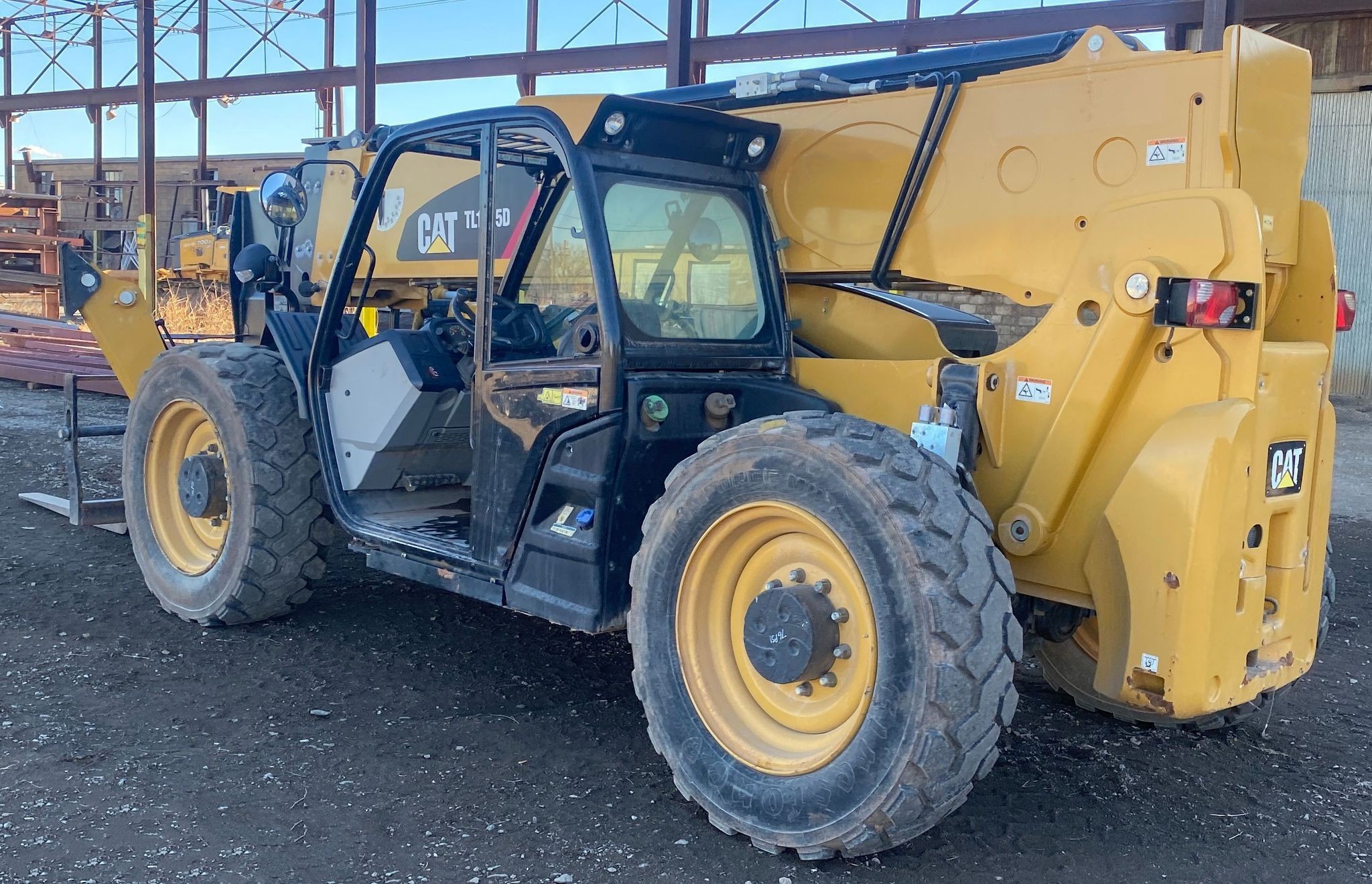 gallery 2017 Caterpillar TL1055D telehandler