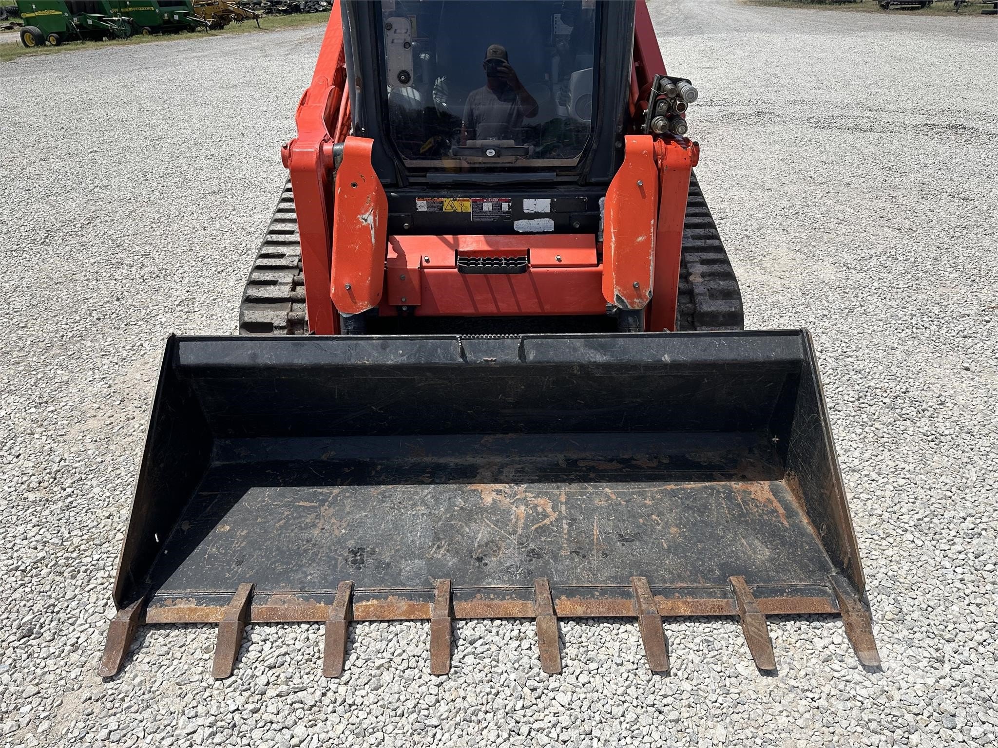 gallery 2016 Kubota SVL90-2 Skid Steer