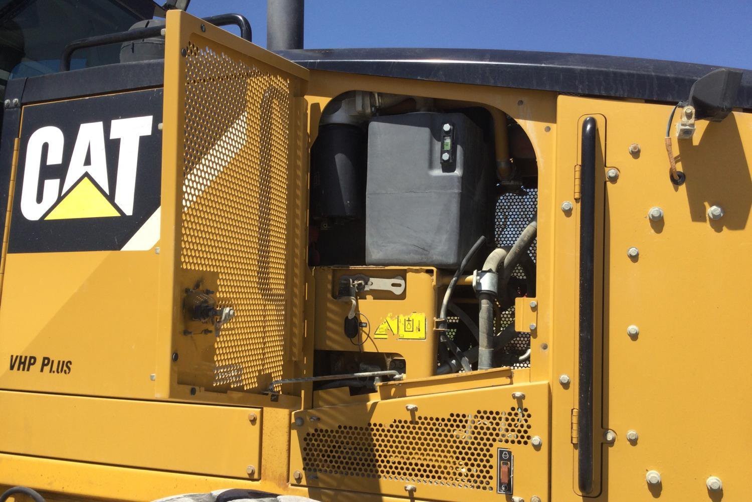 gallery 2011 Caterpillar 140M VHP Grader