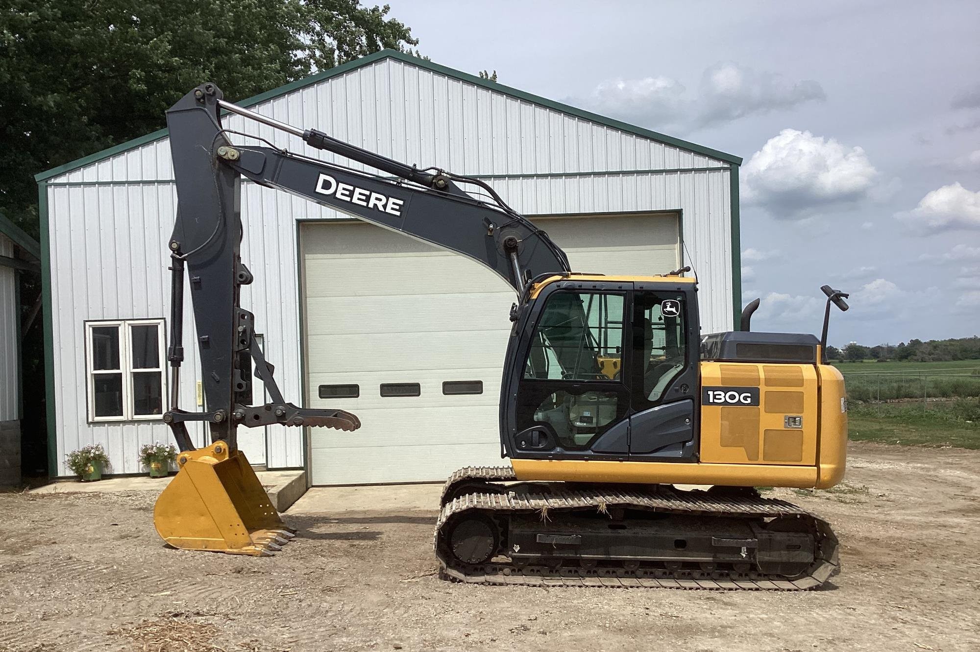 gallery 2014 John Deere 130G Excavator