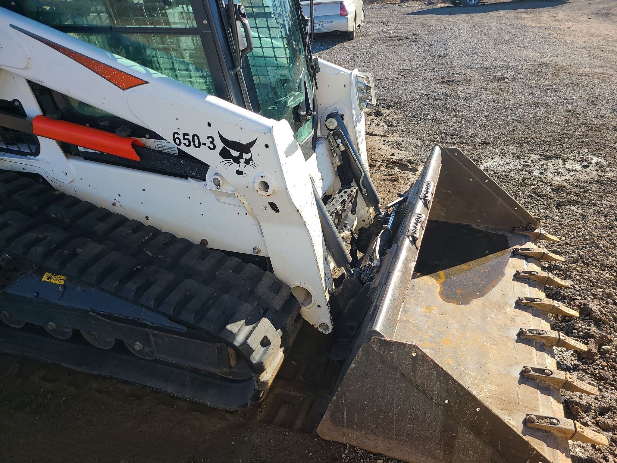 gallery 2020 Bobcat T650 tracked skid steer loader