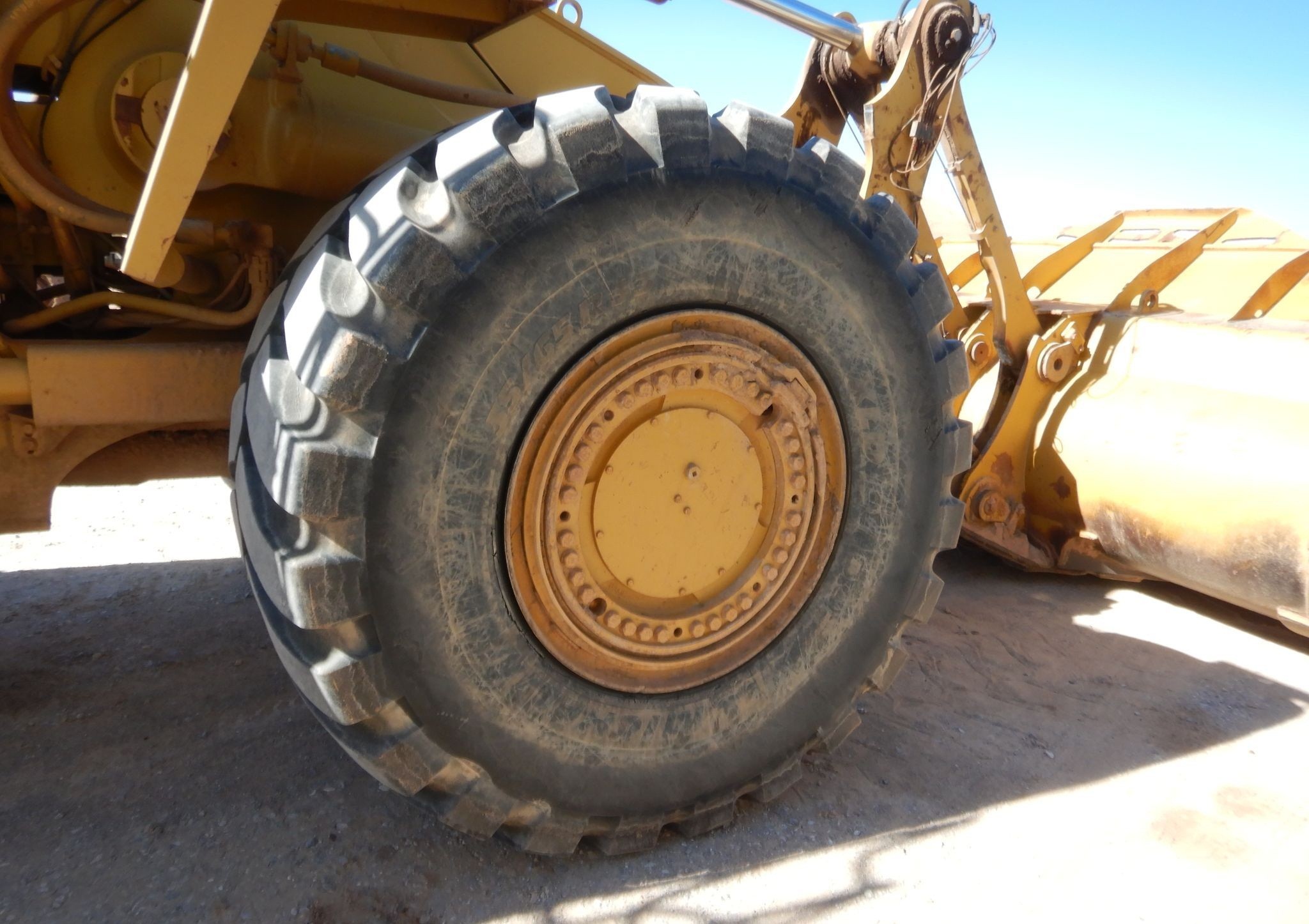 gallery 2006 Caterpillar 988H wheel loader