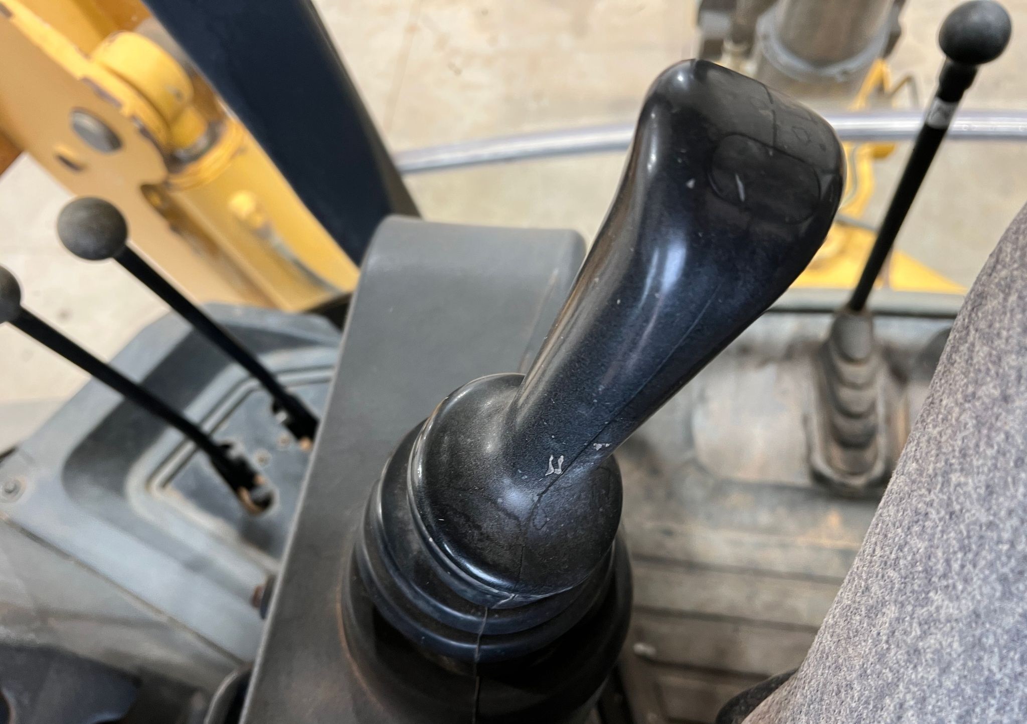 gallery 2012 John Deere 410K backhoe