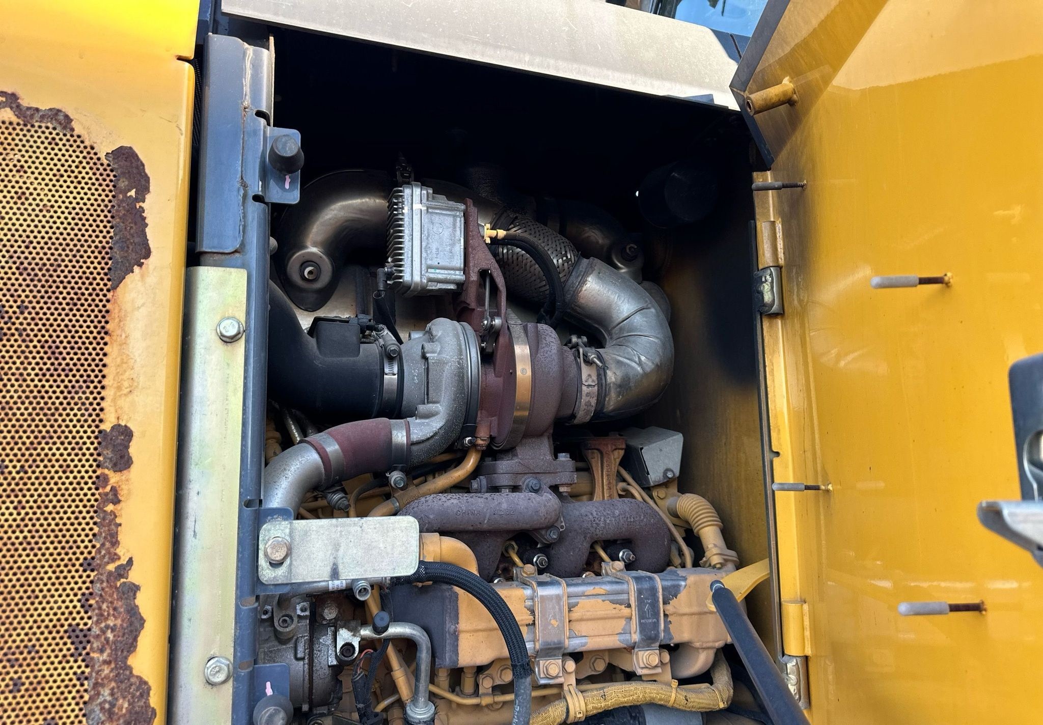 gallery 2013 John Deere 444K wheel loader