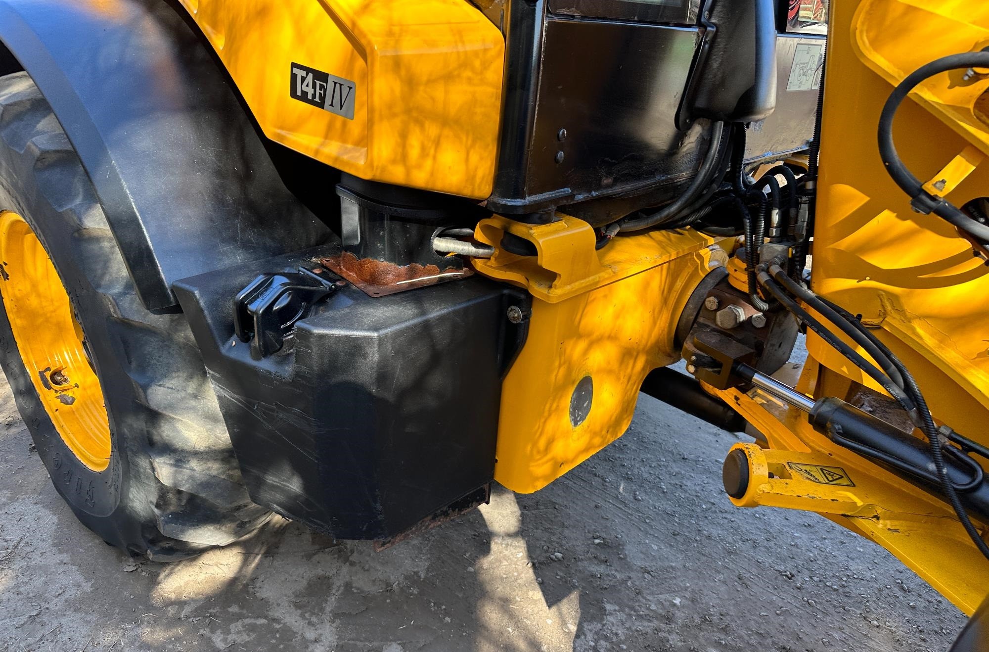 gallery 2017 JCB TM320 4x4 Telehandler