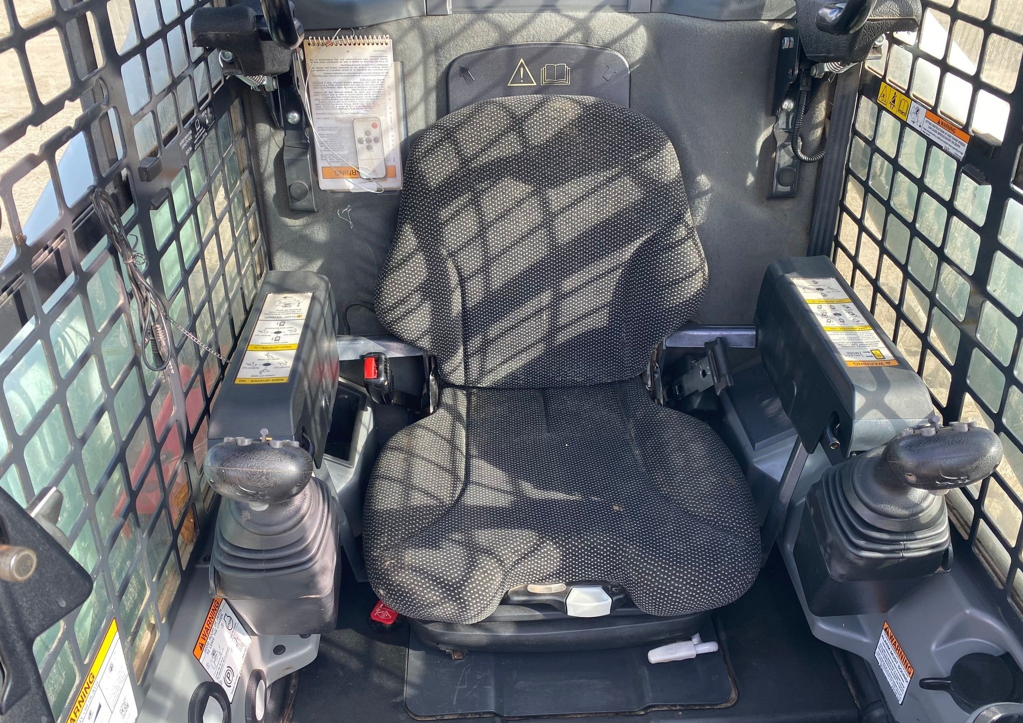 gallery 2019 Bobcat T870 tracked skid steer loader