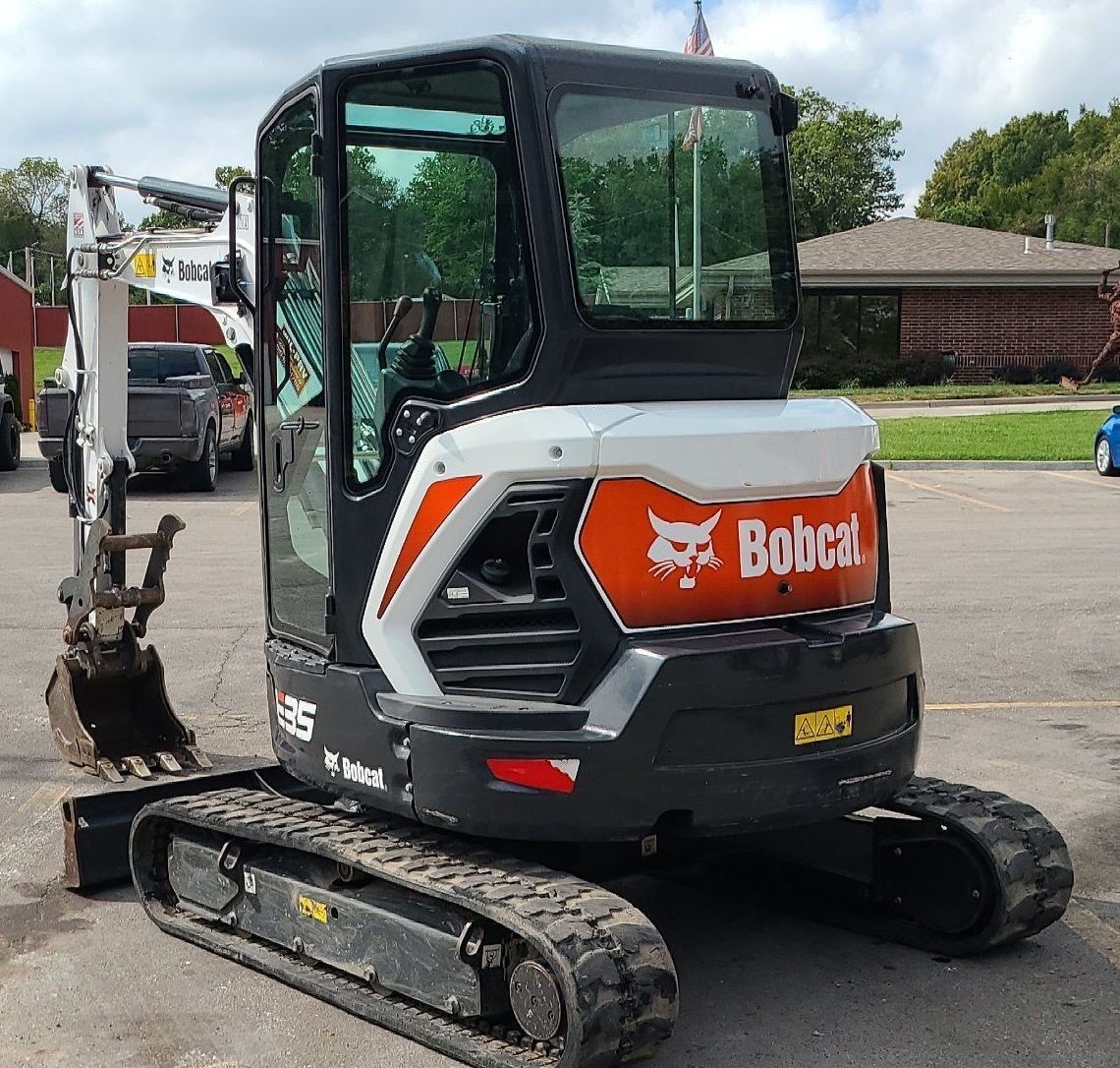 gallery 2020 Bobcat E35i mini excavator