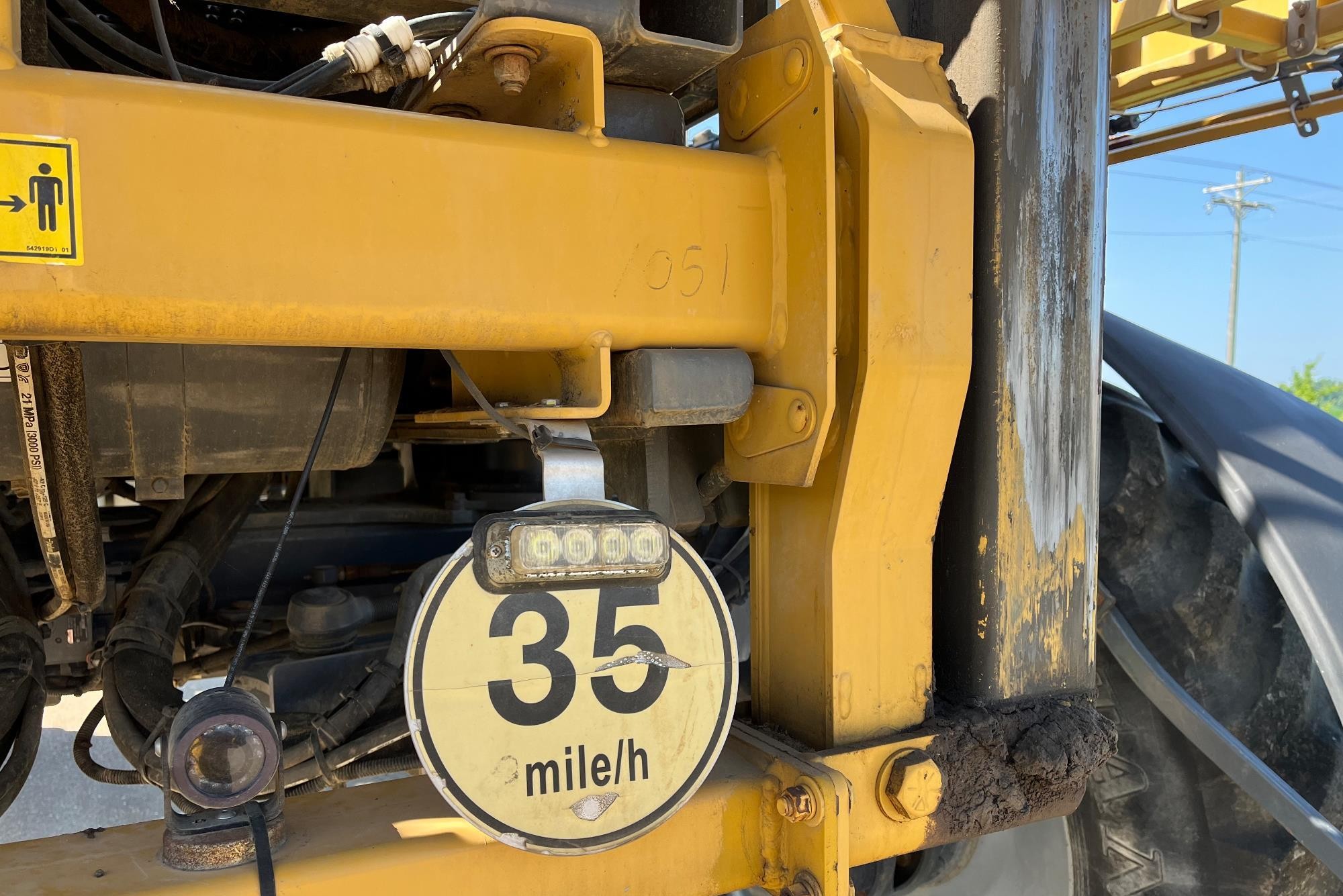 gallery 2019 RoGator RG1300C Self-Propelled Sprayer