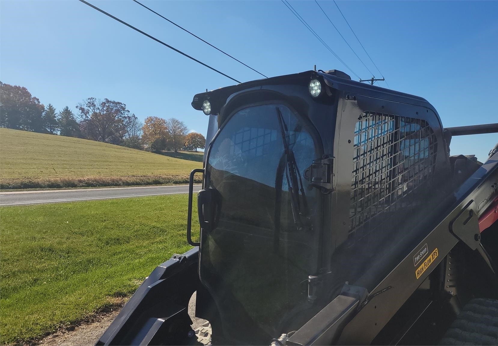 gallery 2017 CATERPILLAR 299D2 Skid Steer