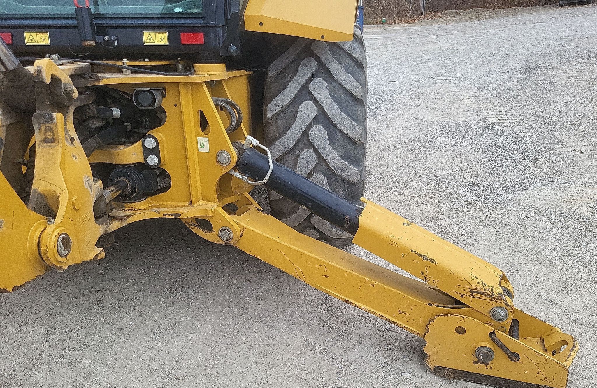 gallery 2018 Caterpillar 420F2 backhoe