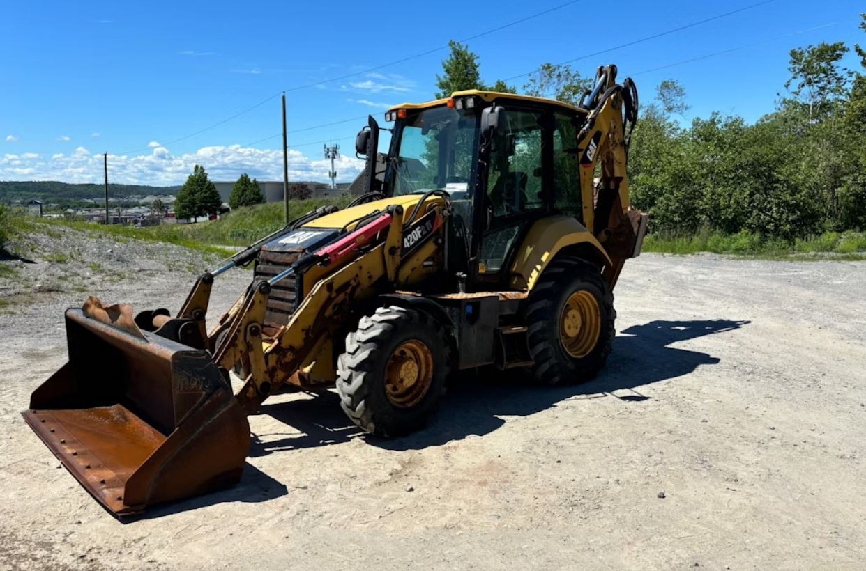 gallery 2016 Caterpillar 420F2 IT 4WD Backhoe