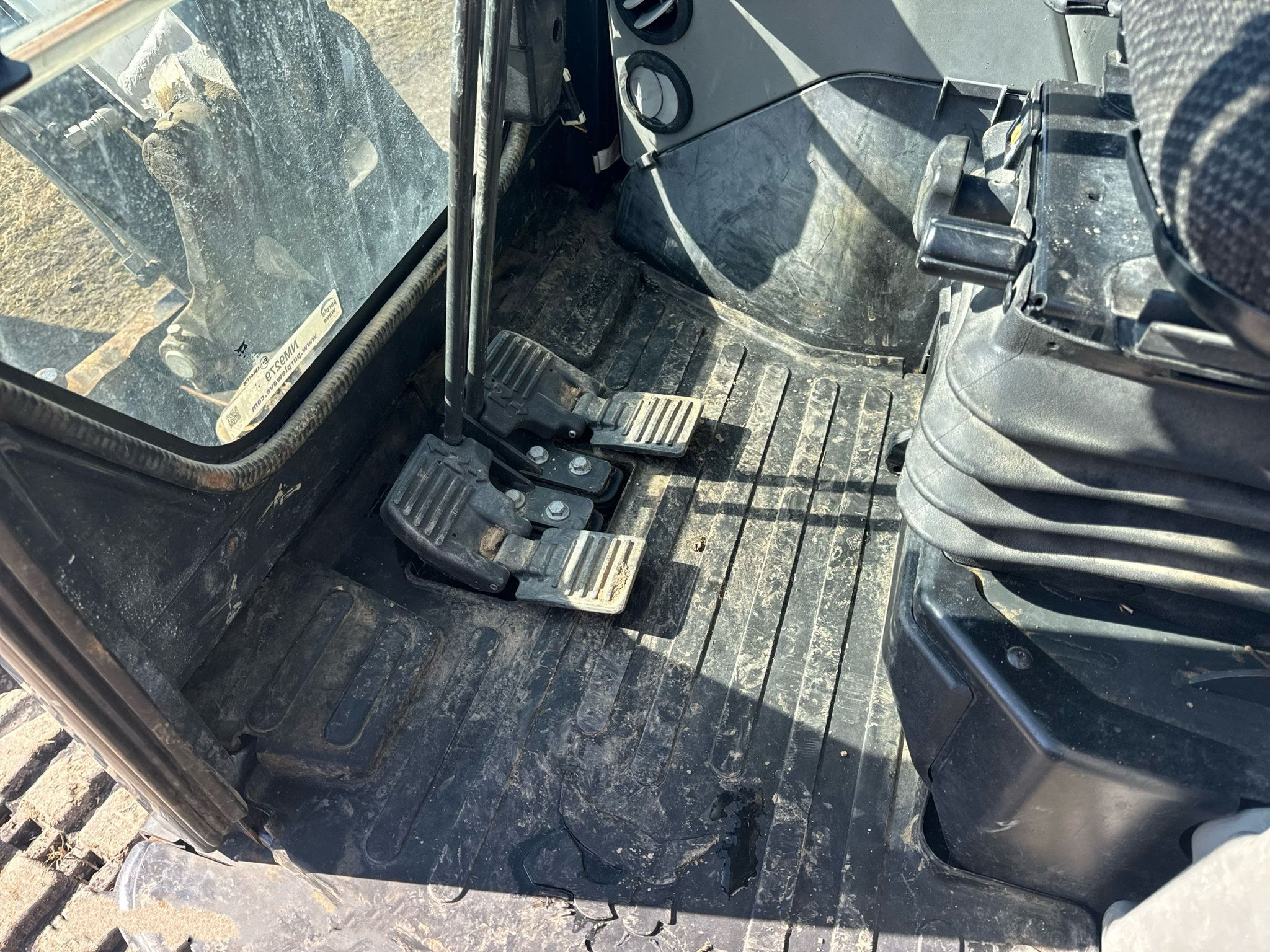 gallery 2018 Bobcat E42 Mini Excavator