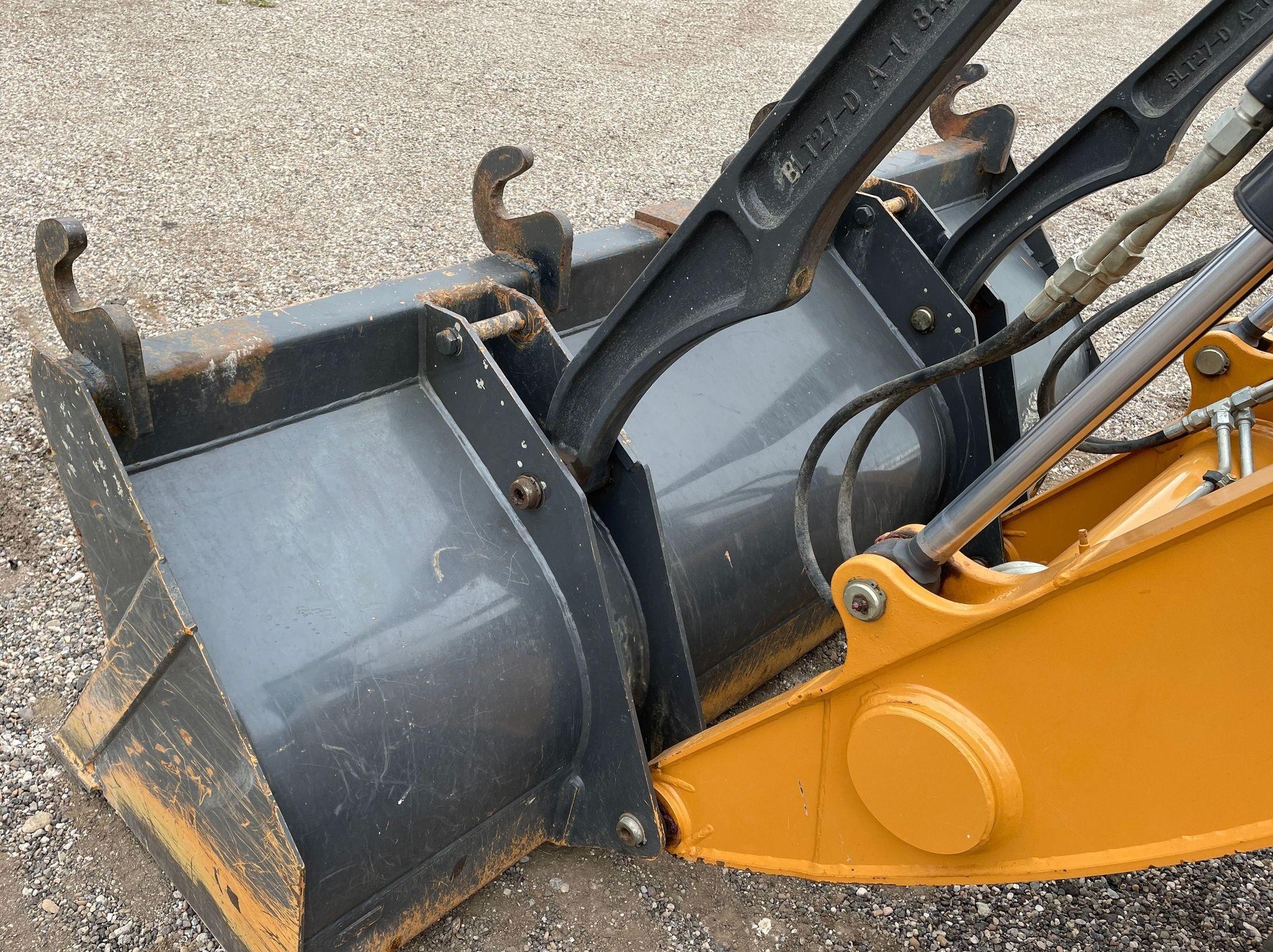 gallery 2018 Case 580N EP  backhoe