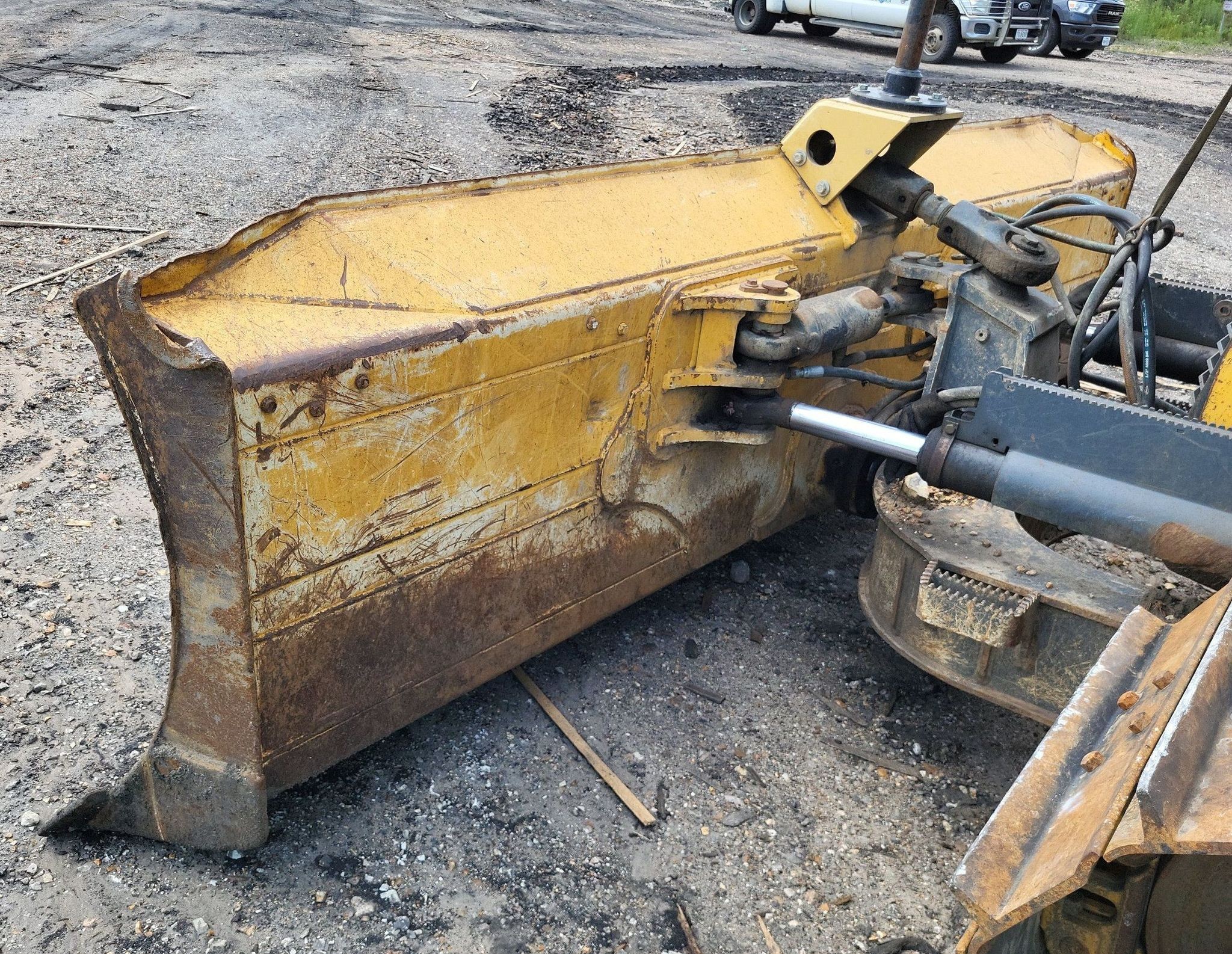 gallery 2015 John Deere 700K LGP dozer