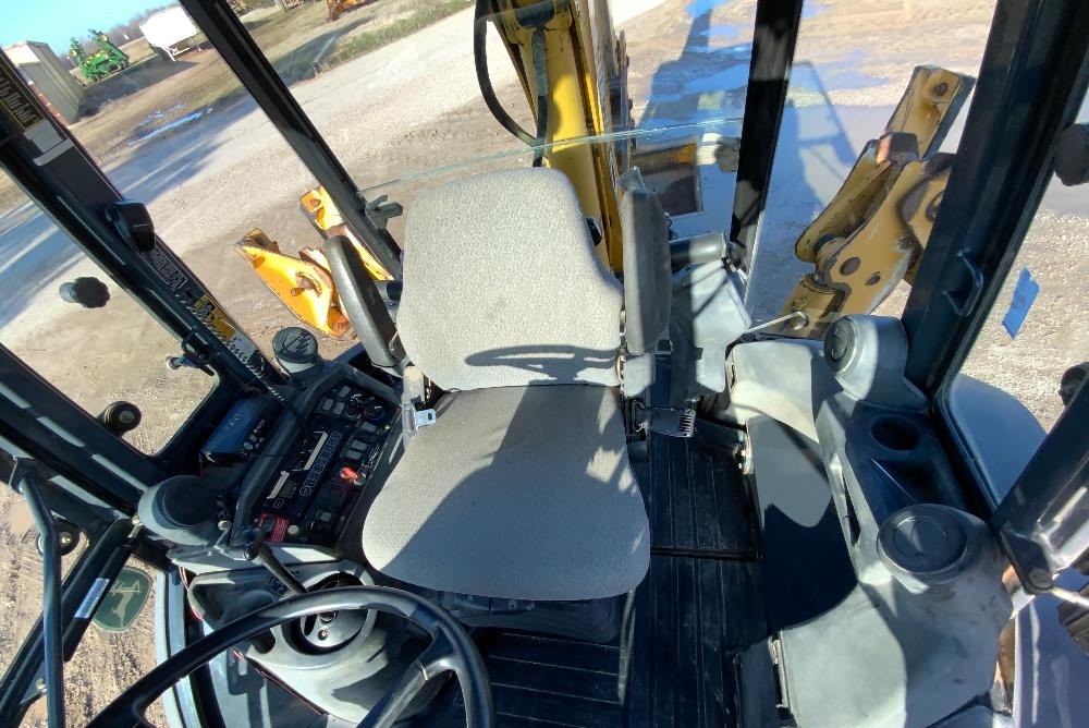 gallery 2006 John Deere 410G 4x4 Loader Backhoe WExtendahoe