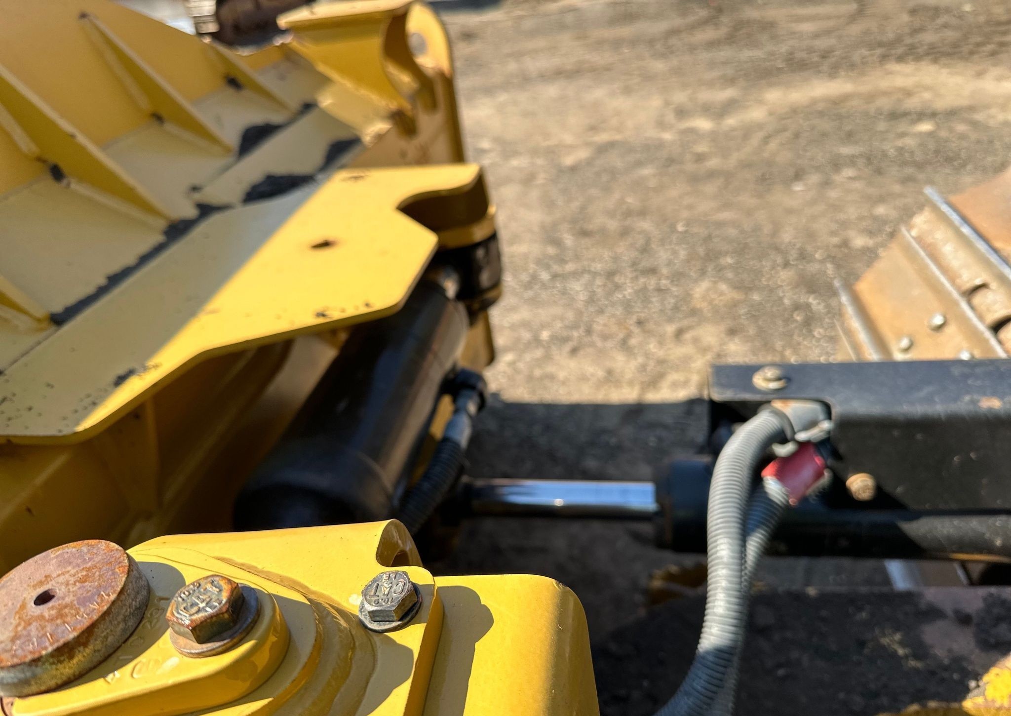gallery 2016 Caterpillar D6K2 LGP dozer