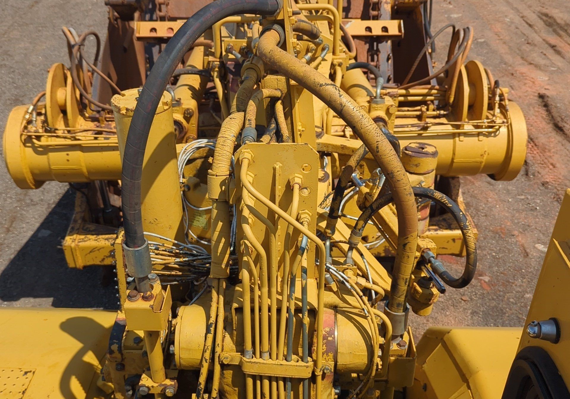 gallery 1995 Caterpillar 623F Elevating Scraper