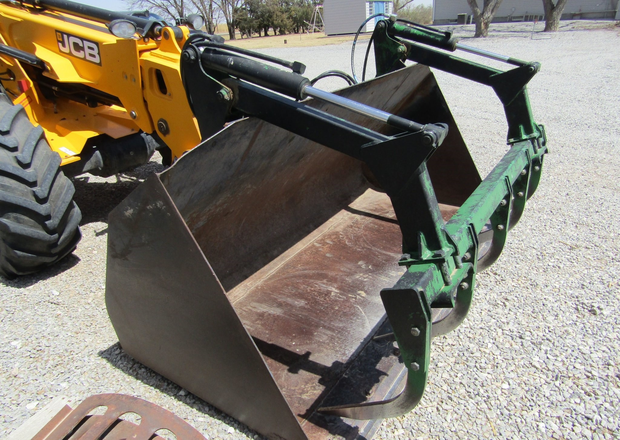 gallery 2013 JCB TM320 articulated telehandler