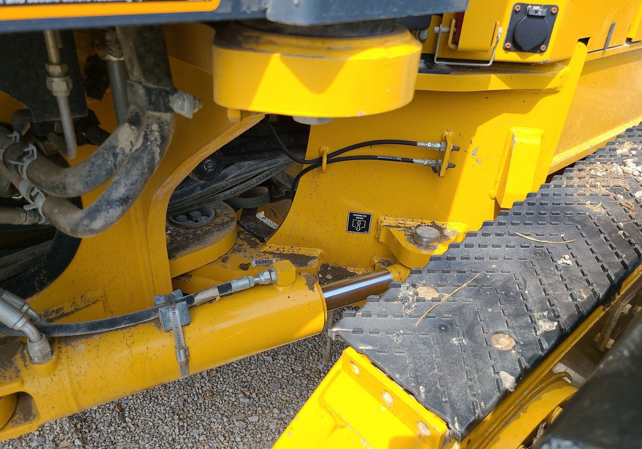 gallery 2016 John Deere 770G motor grader