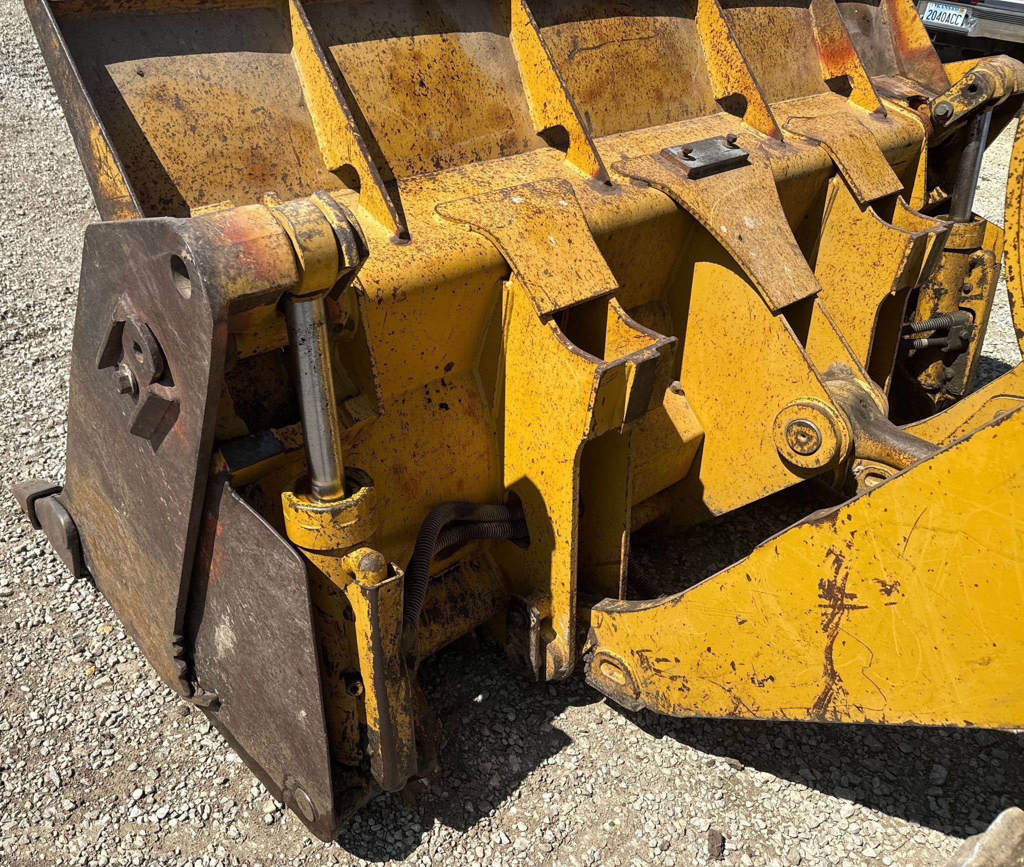 gallery 2002 Caterpillar 953C track loader