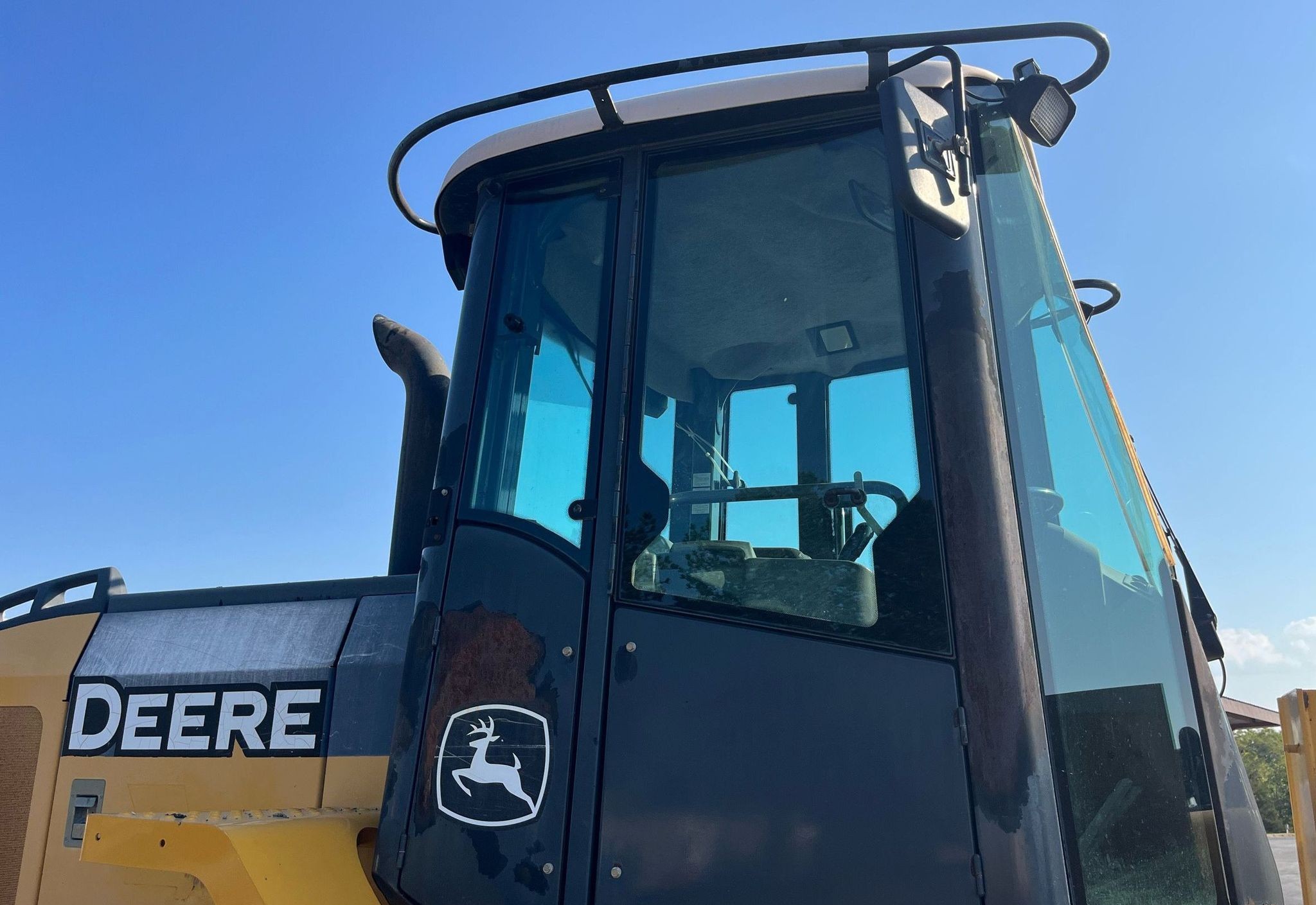 gallery 2005 John Deere 544J wheel loader