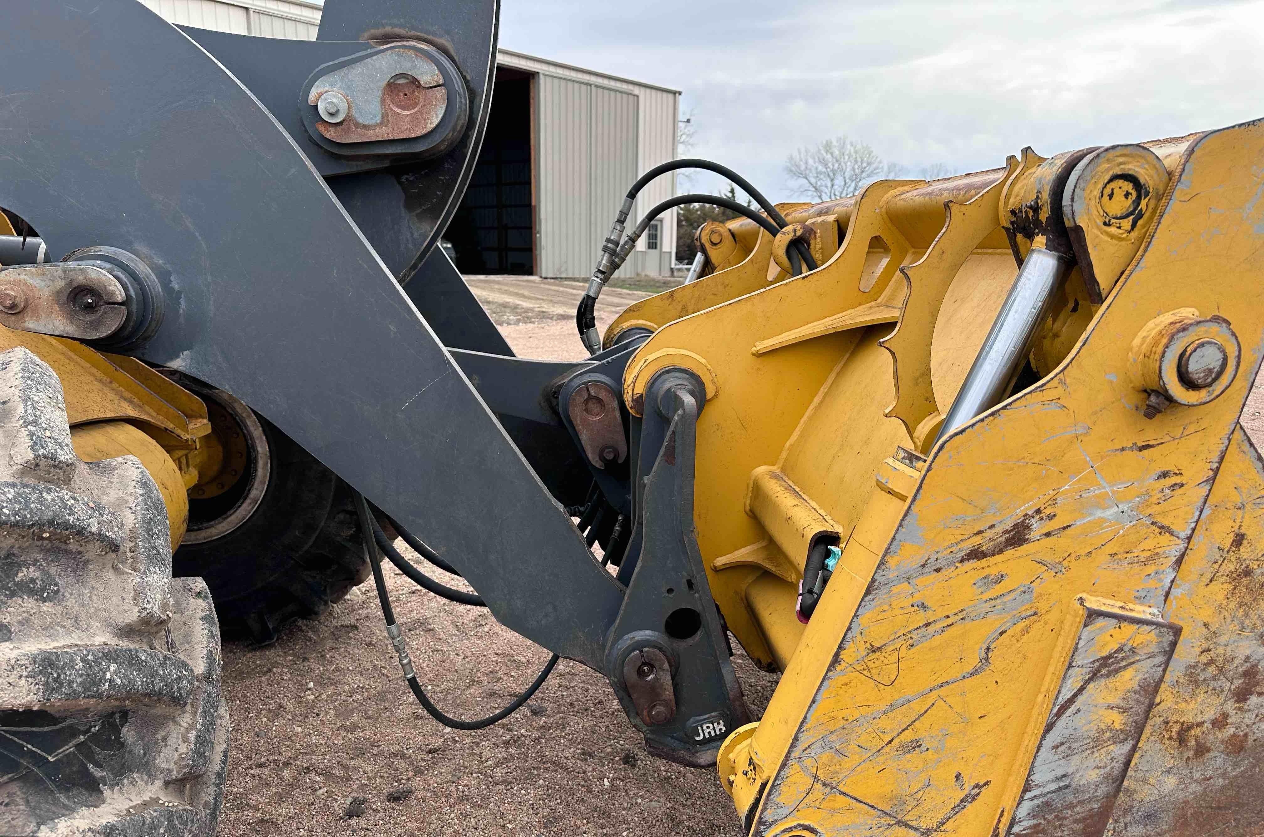 gallery 2004 John Deere 624J Wheel Loader W4-IN-1 Bucket