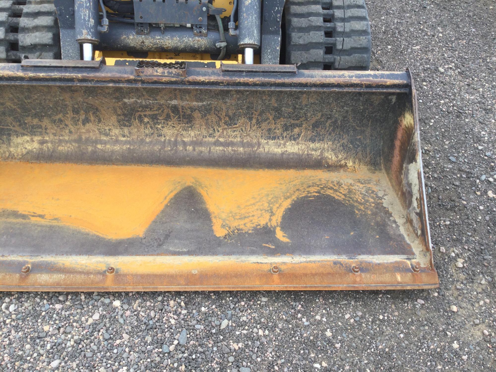 gallery 2018 John Deere 331G Skid Steer
