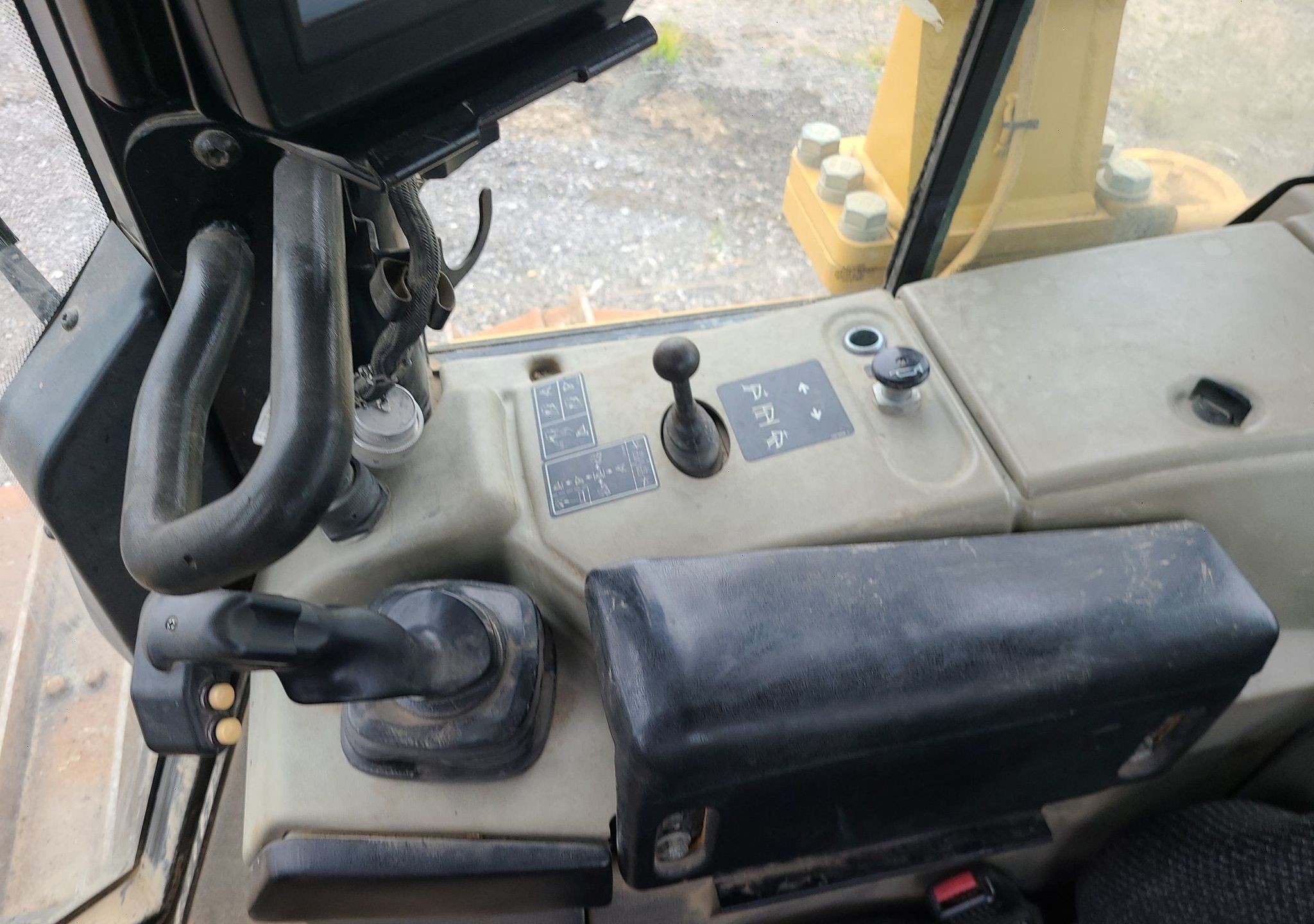 gallery 2010 Caterpillar D6N LGP dozer