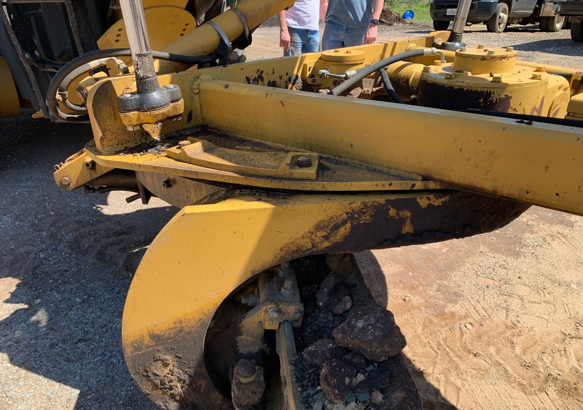 gallery 2008 Caterpillar 140M motor grader