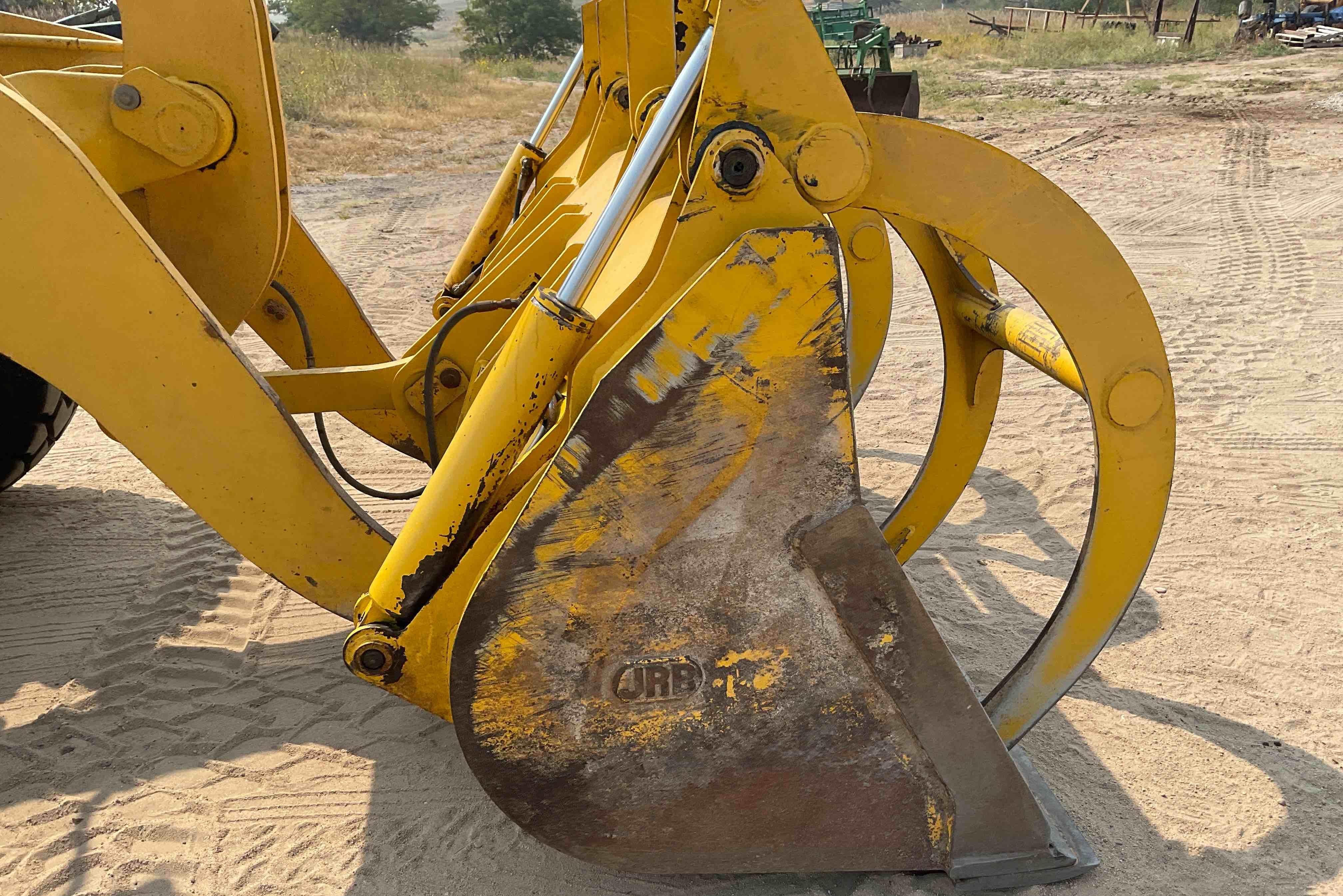 gallery 2008 Komatsu WA320-5L Wheel Loader W/Grapple