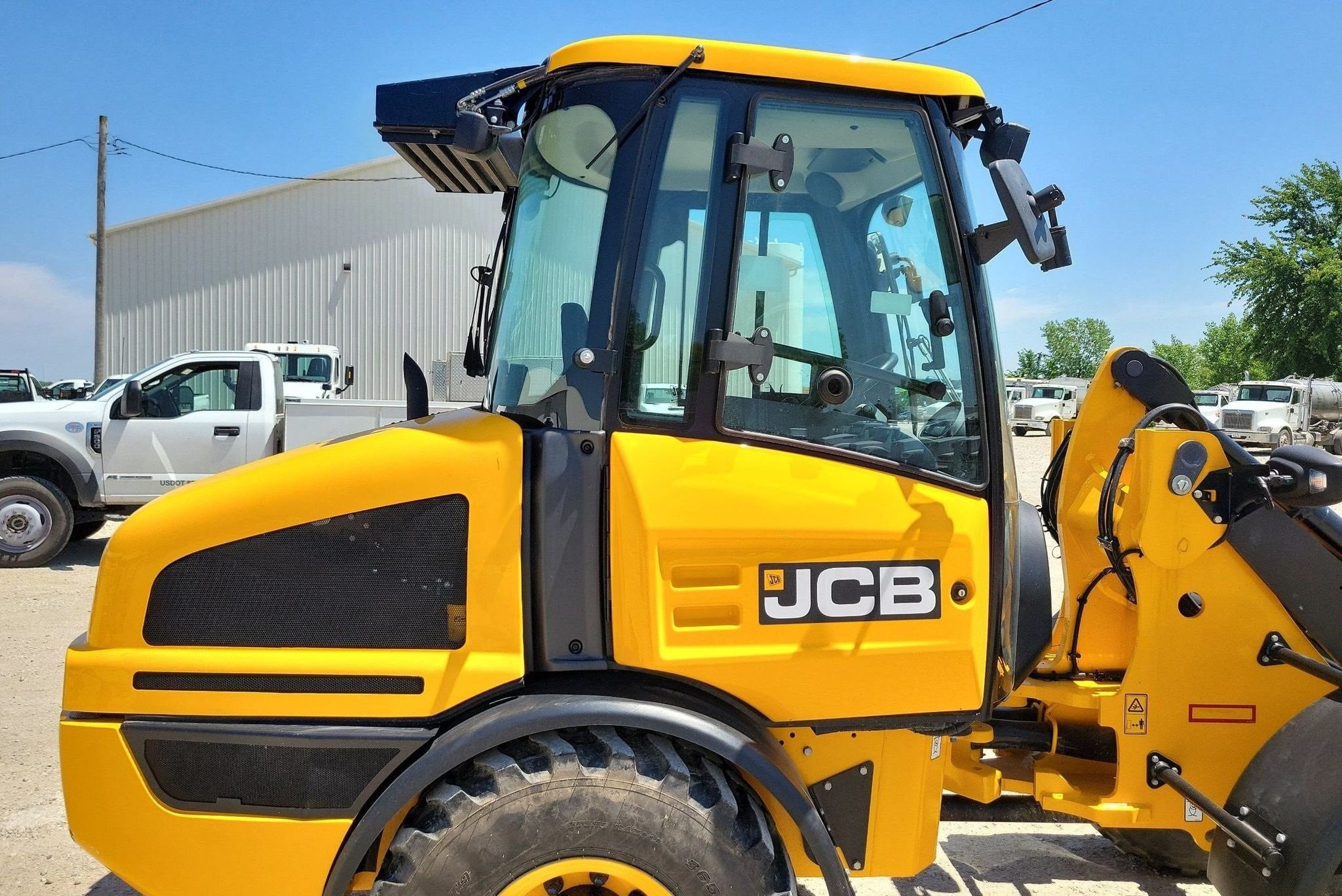 gallery 2022 JCB 407 wheel loader