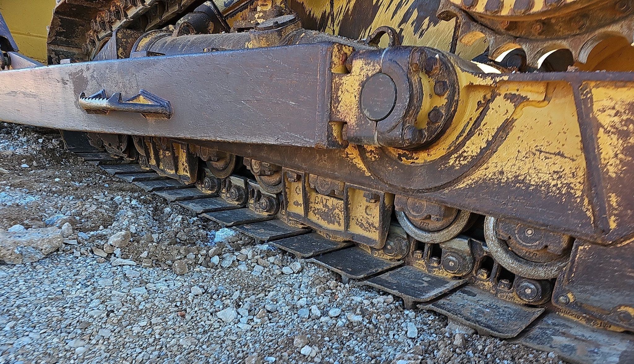 gallery 2014 Caterpillar D6T XL dozer