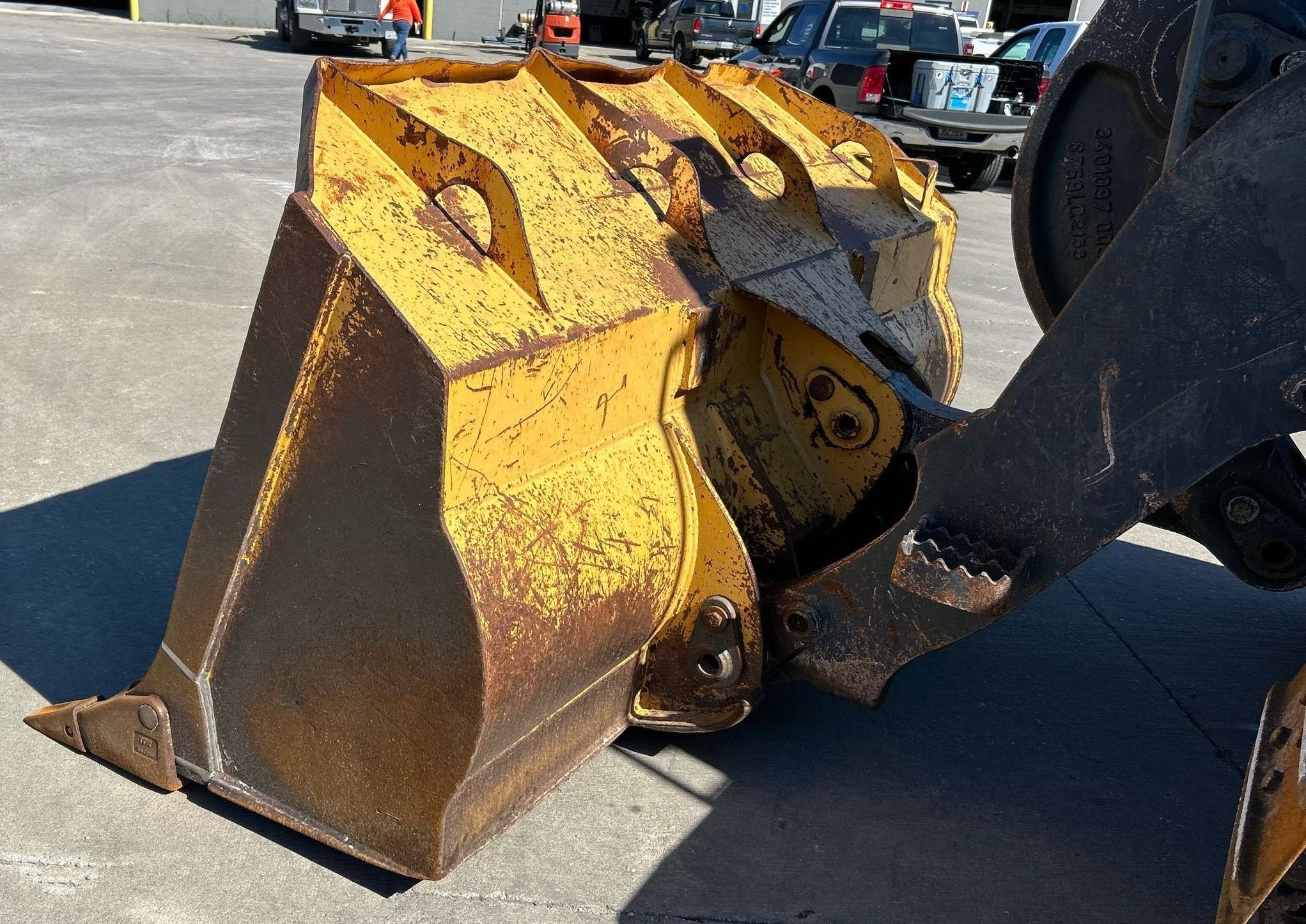 gallery 2012 John Deere 605C track loader