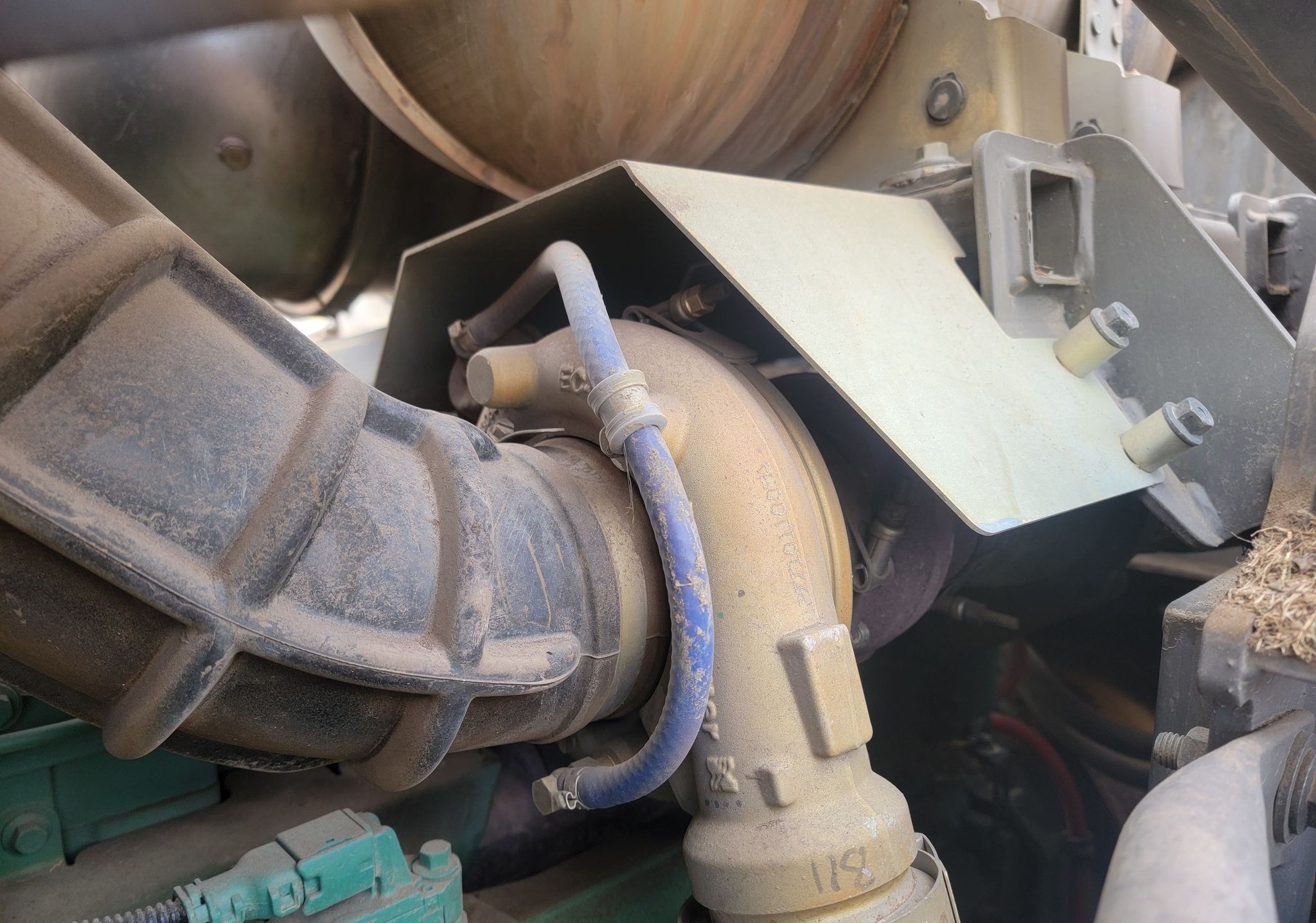 gallery 2015 Volvo L110H high lift wheel loader