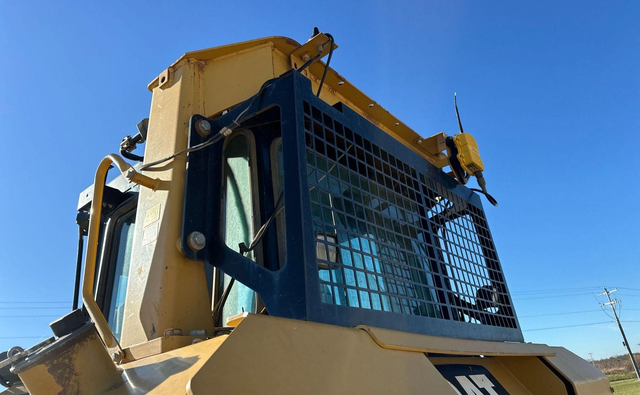 gallery 2011 Caterpillar D6T XL dozer