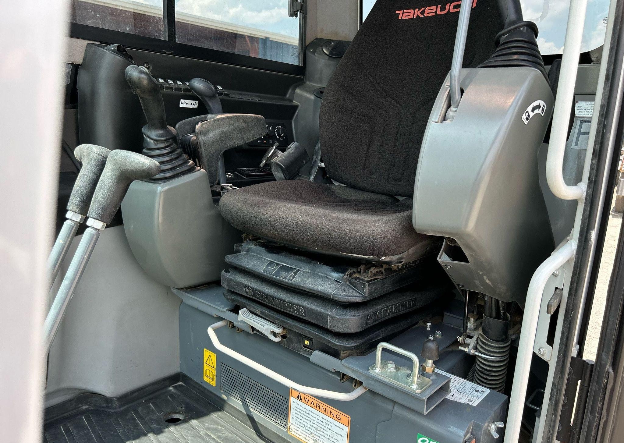gallery 2020 Takeuchi TB290 mini excavator