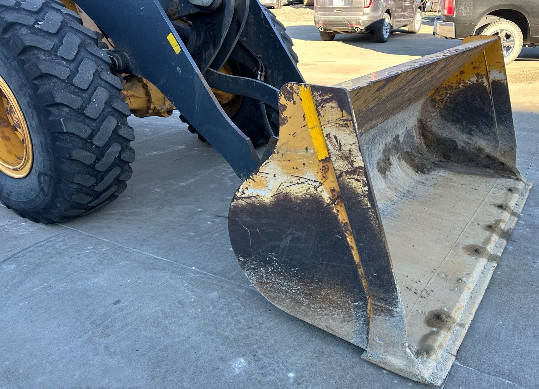 gallery 2013 John Deere 444K wheel loader