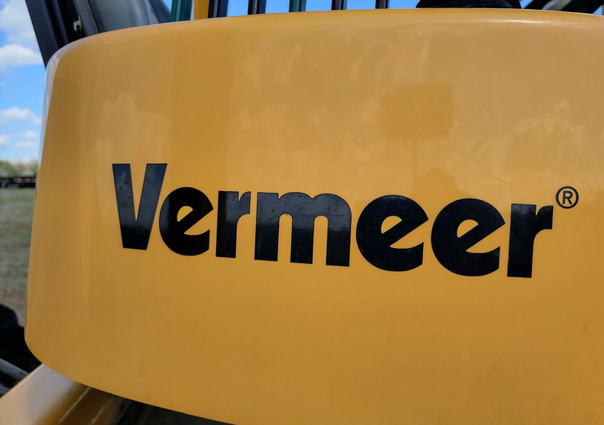 gallery 2013 Vermeer RTX1250 rock saw
