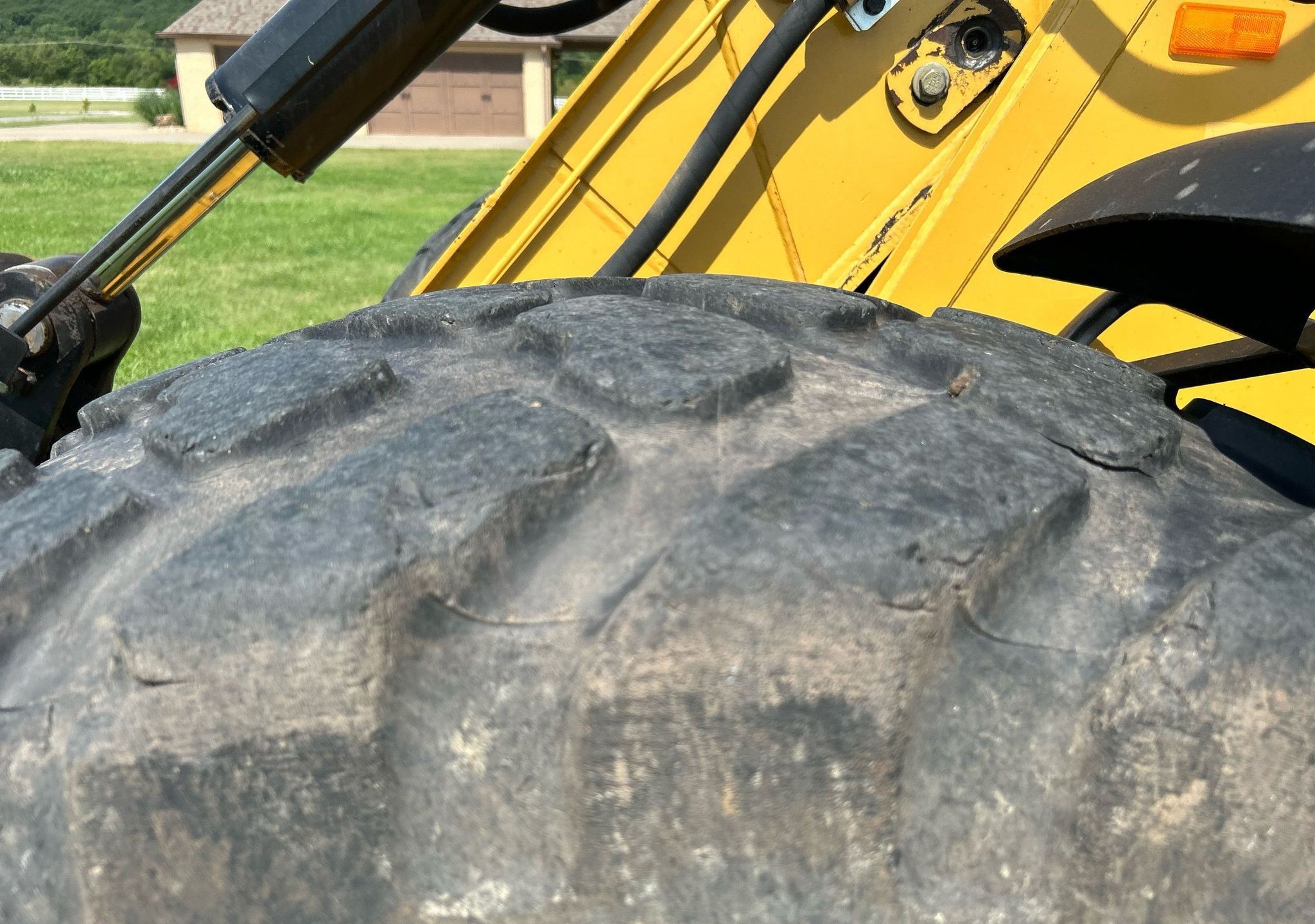 gallery 2001 Caterpillar 924G wheel loader