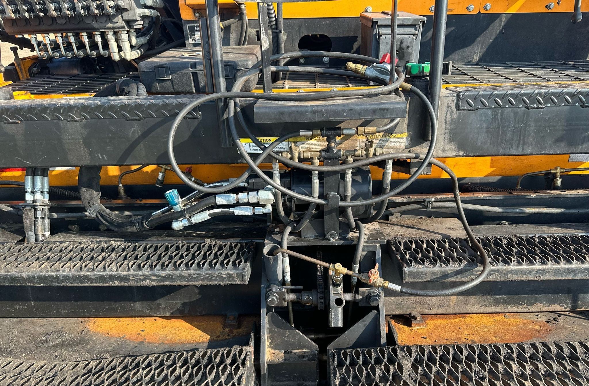 gallery 2018 LeeBoy 8500D paver
