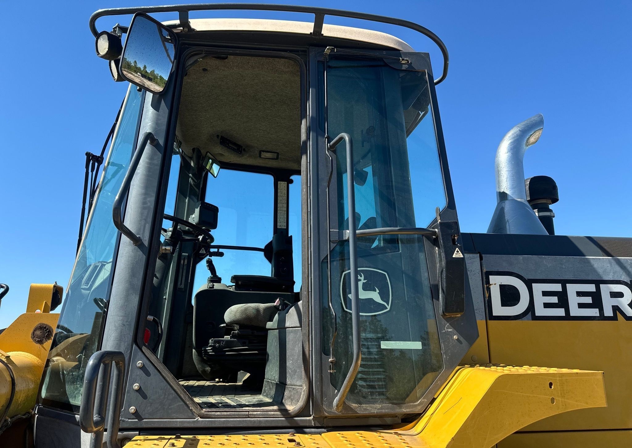 gallery 2014 John Deere 624K wheel loader