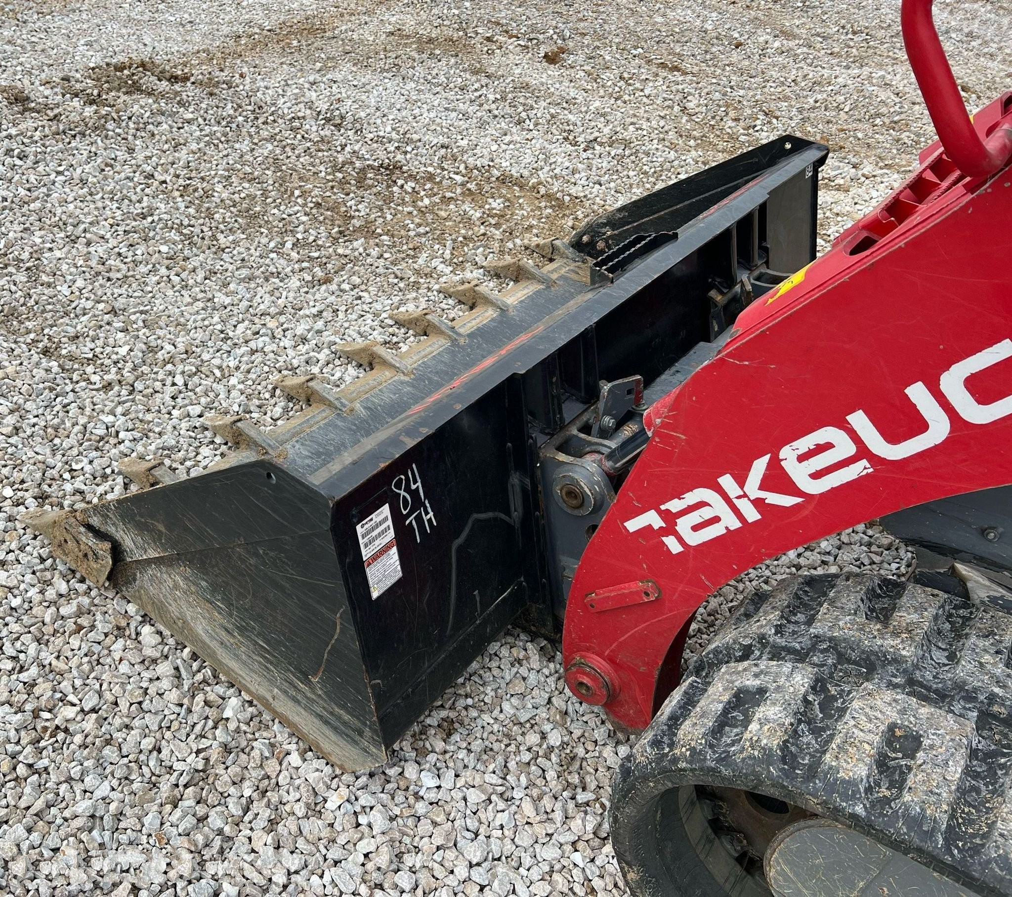 gallery 2020 Takeuchi TL12R2 tracked skid steer loader