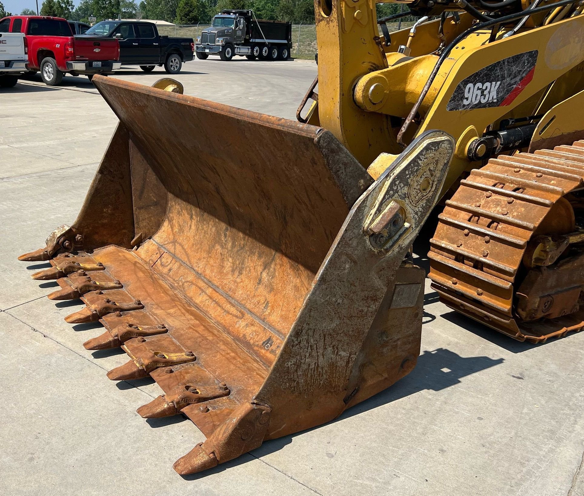 gallery 2016 Caterpillar 963K track loader